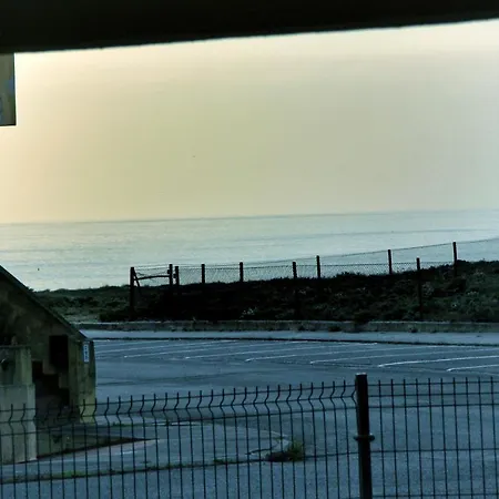 Casas Da Supertubos Casa de Férias *